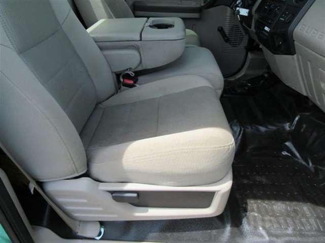 2008 Ford F-350 Super Duty XL DRW 4WD